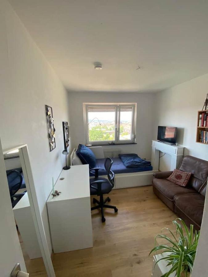 Bamberg Auf Einen Blick - Gemutliches Zimmer In Der Geteilten Wohnung Eines Freundlichen Paares 外观 照片